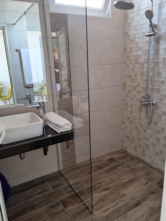 Vromos Guest House Chernomorets Esterno foto
